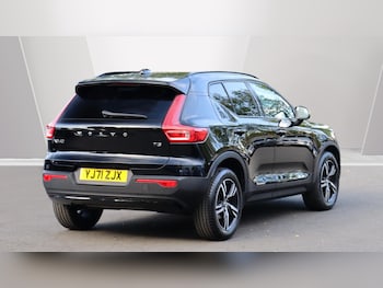 Used Volvo XC40 2021 for sale - 76188829: Photo 2