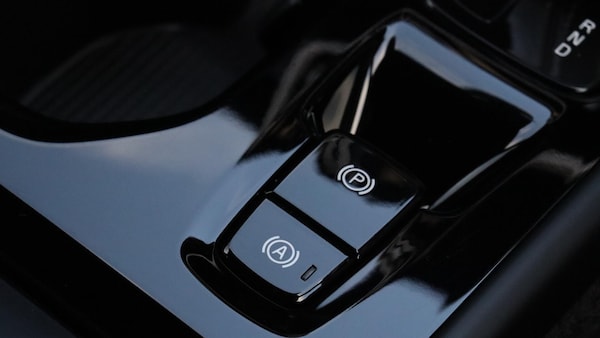 Used Volvo XC40 2021 for sale - 76188829: Photo 39
