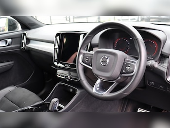 Used Volvo XC40 2021 for sale - 75431917: Photo