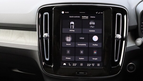 Used Volvo XC40 2025 for sale - 76259029: Photo 17