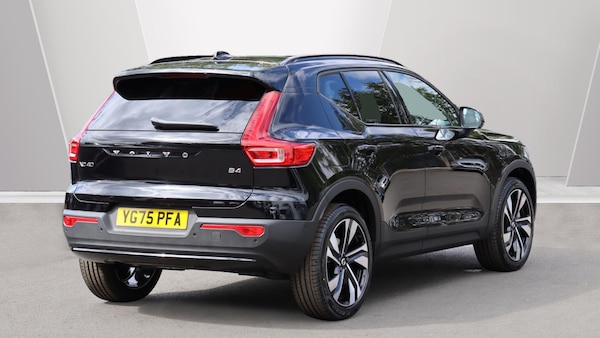 Used Volvo XC40 2025 for sale - 76259029: Photo 2