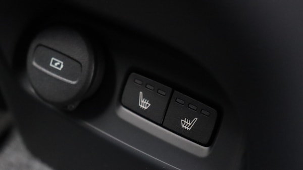 Used Volvo XC40 2025 for sale - 76259029: Photo 43