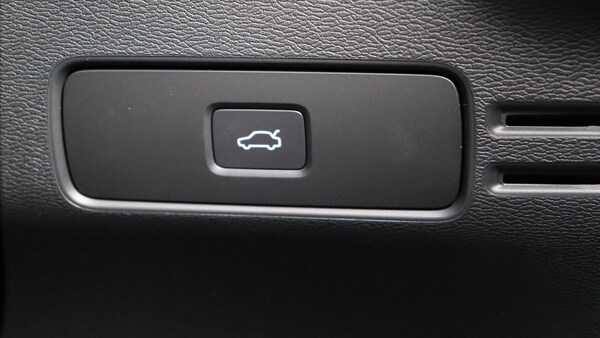 Used Volvo XC40 2025 for sale - 76259029: Photo 44