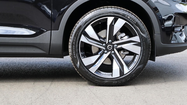 Used Volvo XC40 2025 for sale - 76259029: Photo 9