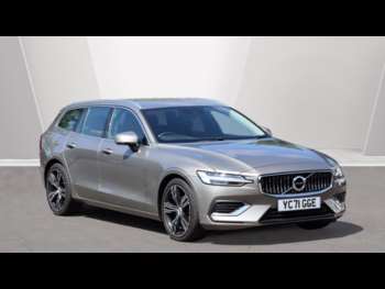 (71) - B4 (P) Inscription Auto (Heated Seats, Reverse Camera, Cruise Control) 5-Door