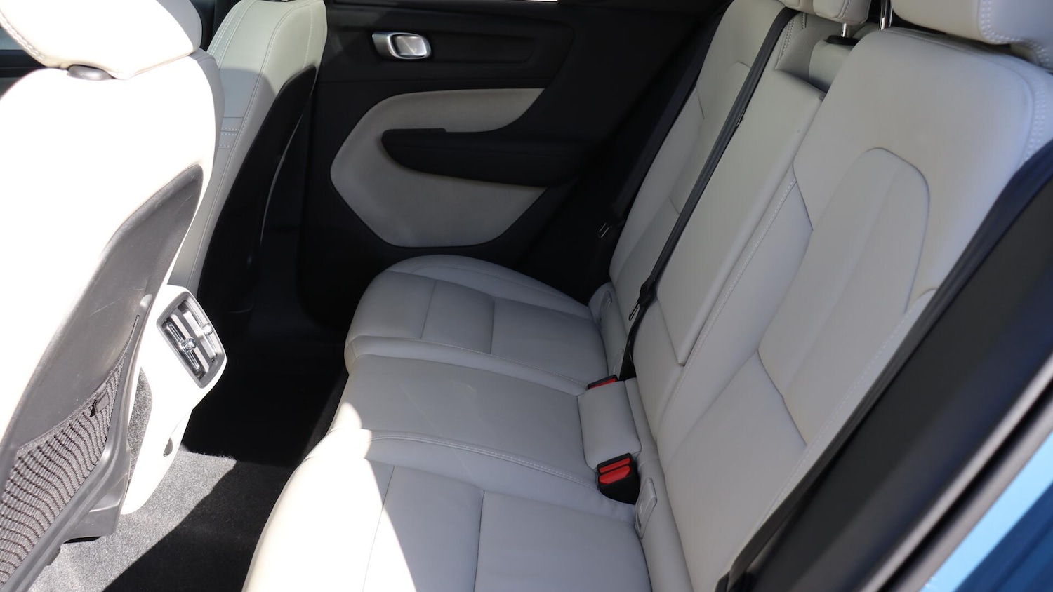 Used Volvo XC40 2025 for sale - 76109083: Photo 33