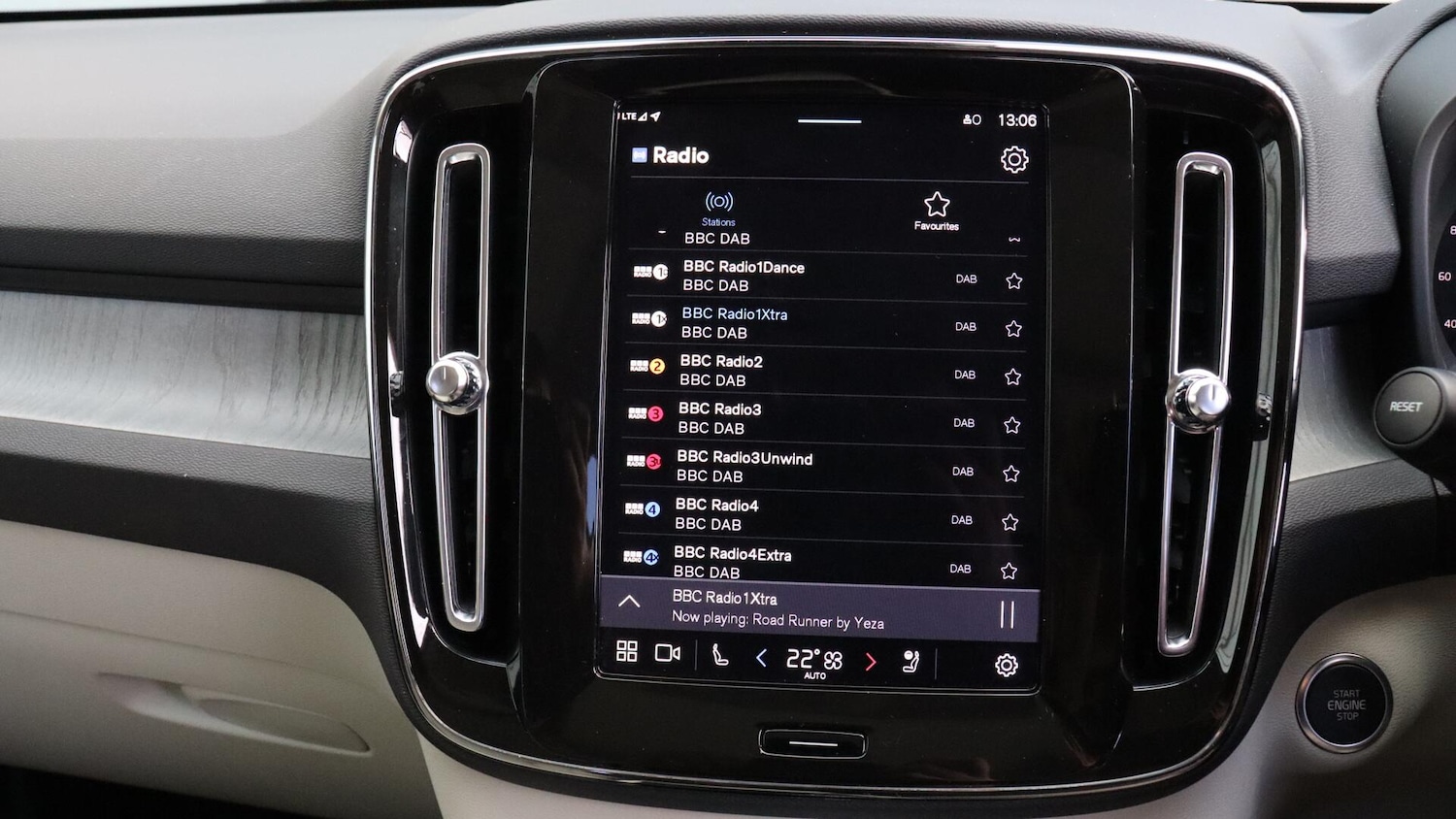 Used Volvo XC40 2025 for sale - 76109083: Photo 37