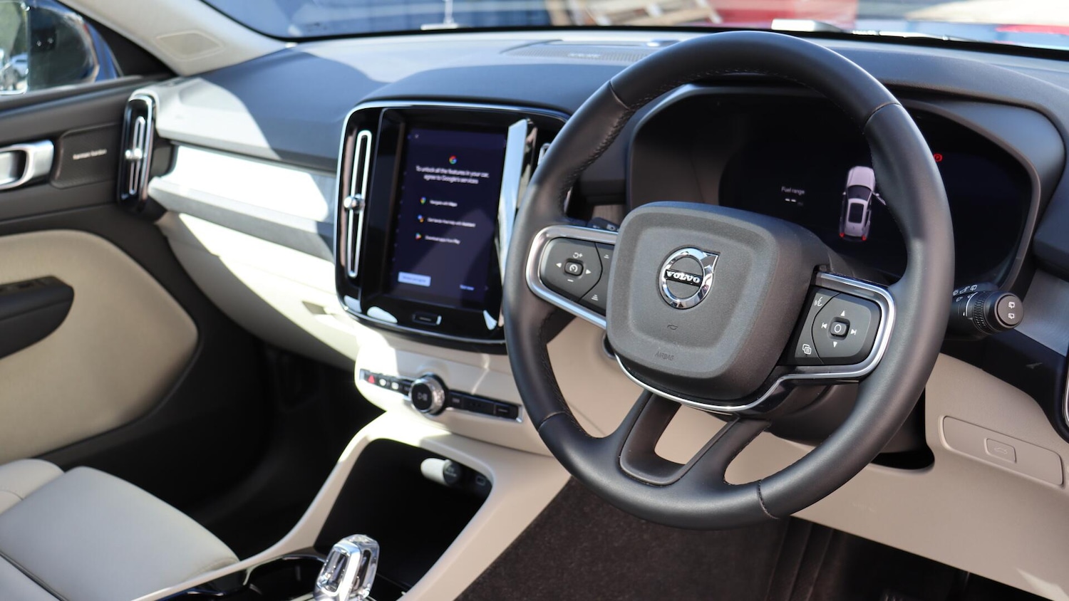 Used Volvo XC40 2025 for sale - 76109083: Photo 4