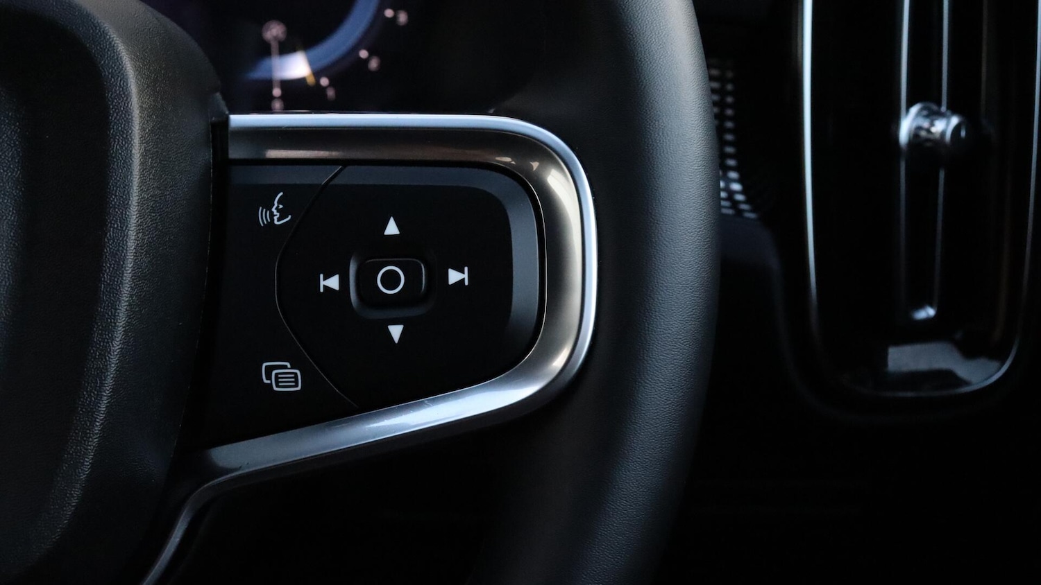 Used Volvo XC40 2025 for sale - 76059293: Photo 22