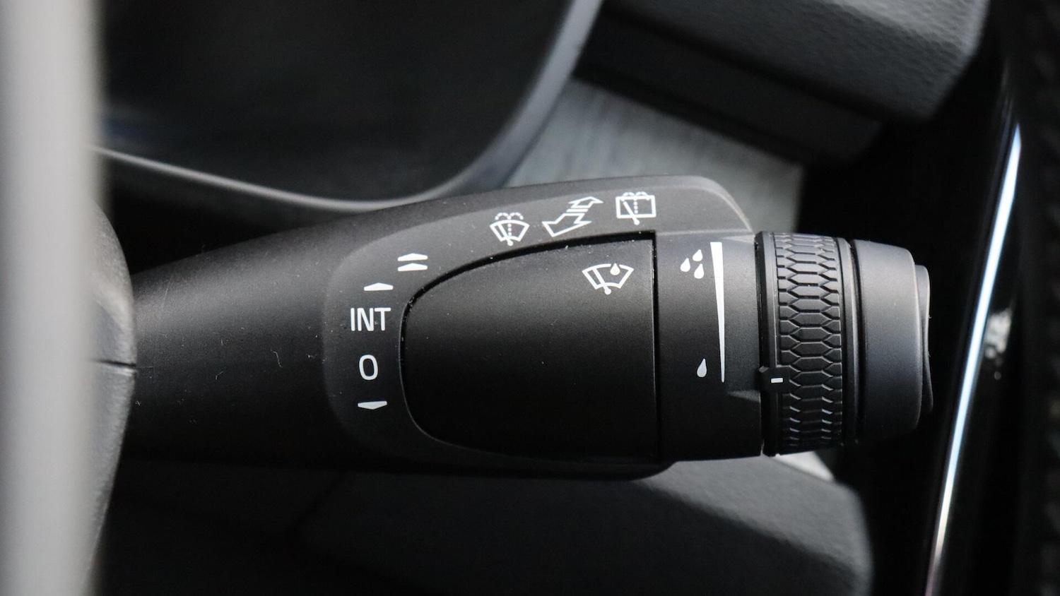Used Volvo XC40 2025 for sale - 76109720: Photo 23