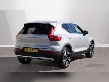 Used Volvo XC40 2025 for sale - 76109720: Photo