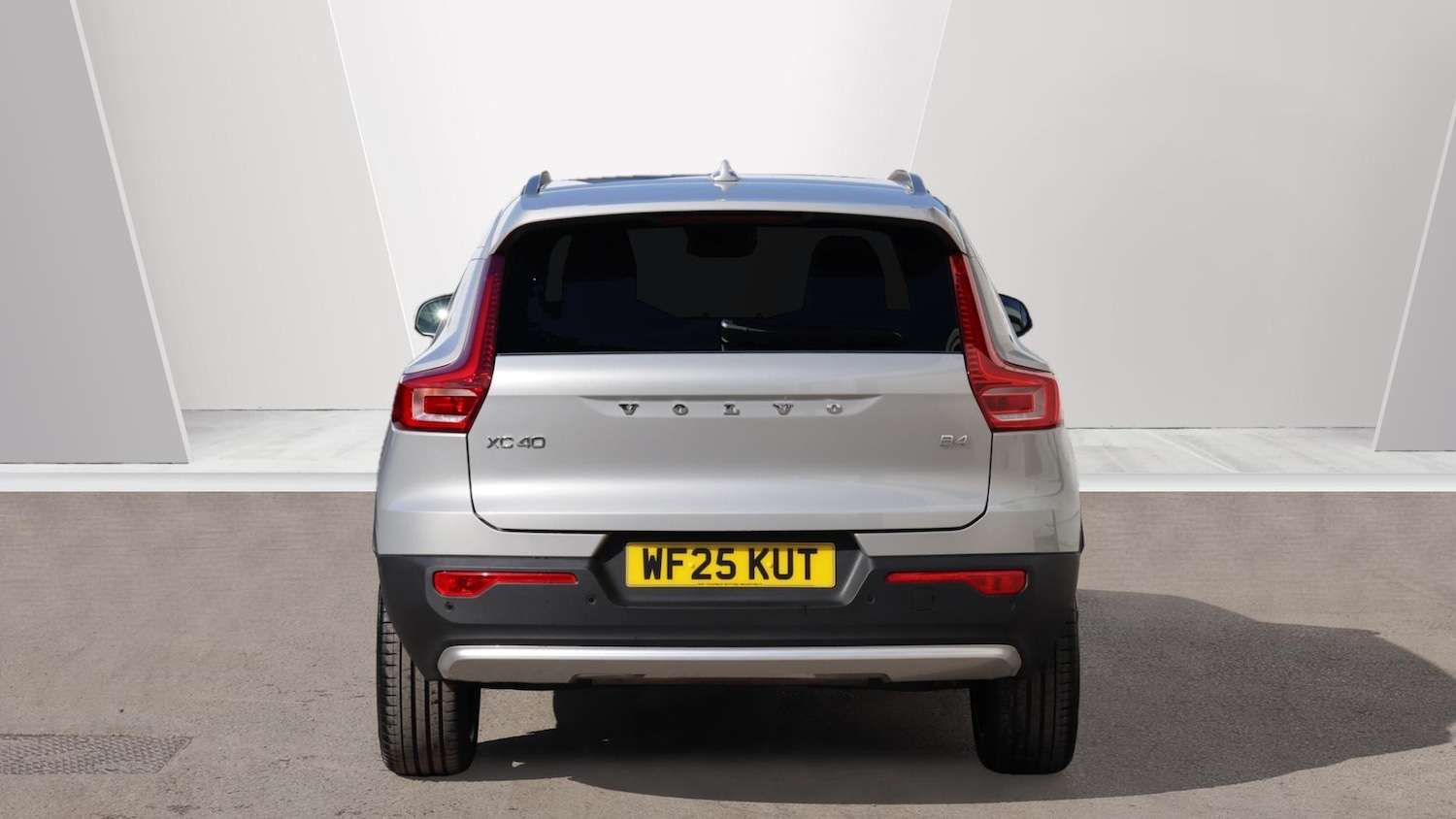 Used Volvo XC40 2025 for sale - 76109720: Photo 7