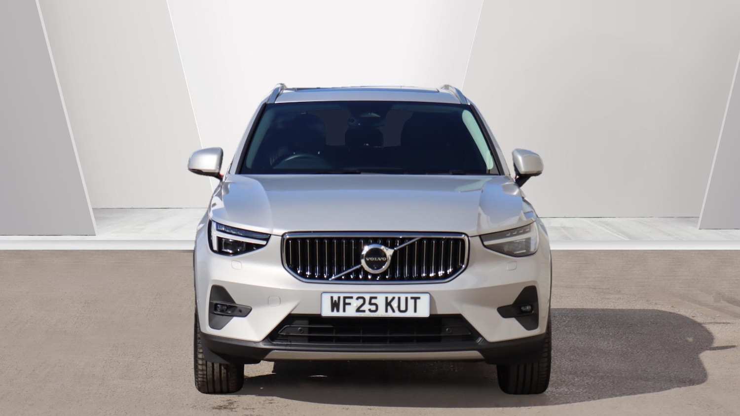 Used Volvo XC40 2025 for sale - 76109720: Photo 8