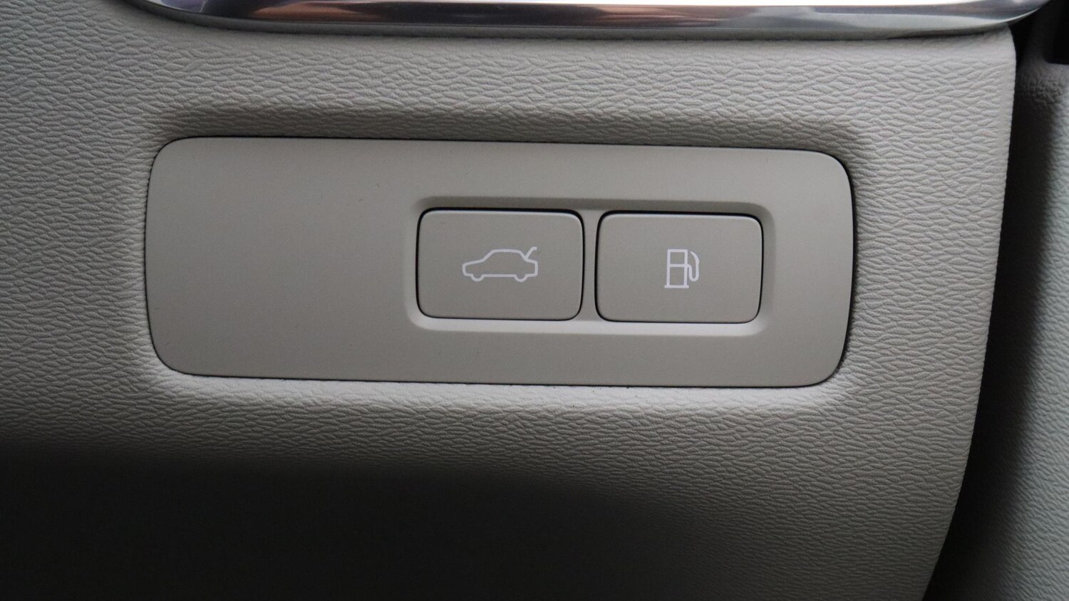 Used Volvo XC60 2025 for sale - 76061016: Photo 45