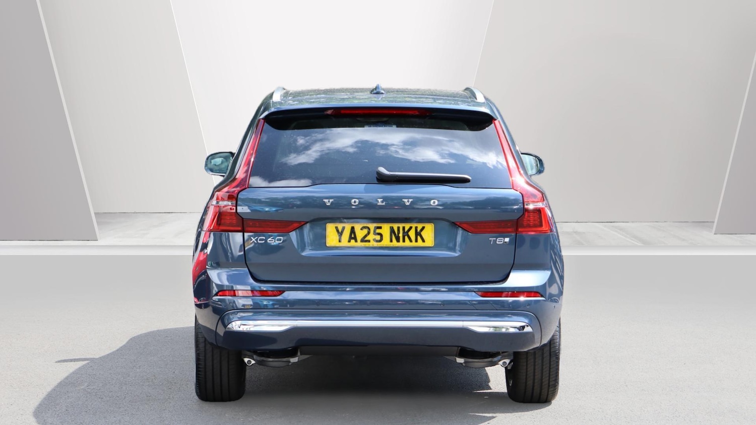 Used Volvo XC60 2025 for sale - 76061016: Photo 7