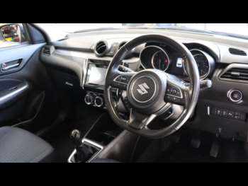 Used Suzuki Swift 2022 for sale - 75225926: Photo