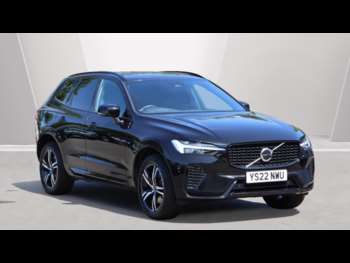 2022 (22) - B4 (D) AWD R-Design (Heated Seats, Rear Camera, Keyless) 5-Door