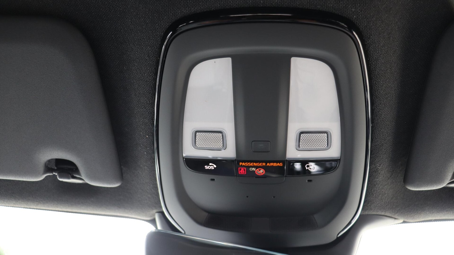 Used Volvo XC40 2025 for sale - 76072611: Photo 28