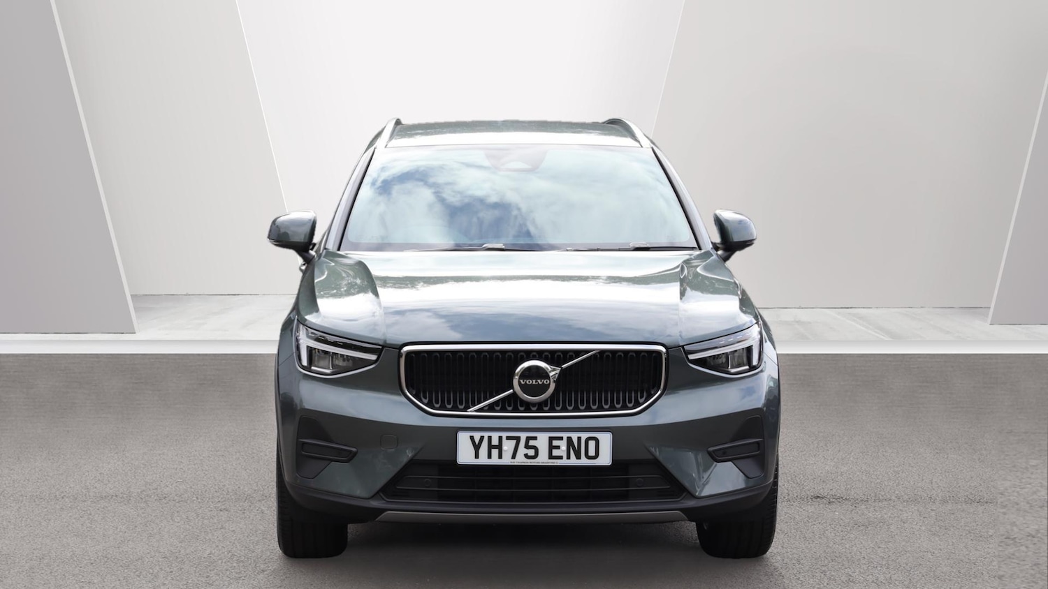 Used Volvo XC40 2025 for sale - 76072611: Photo 8