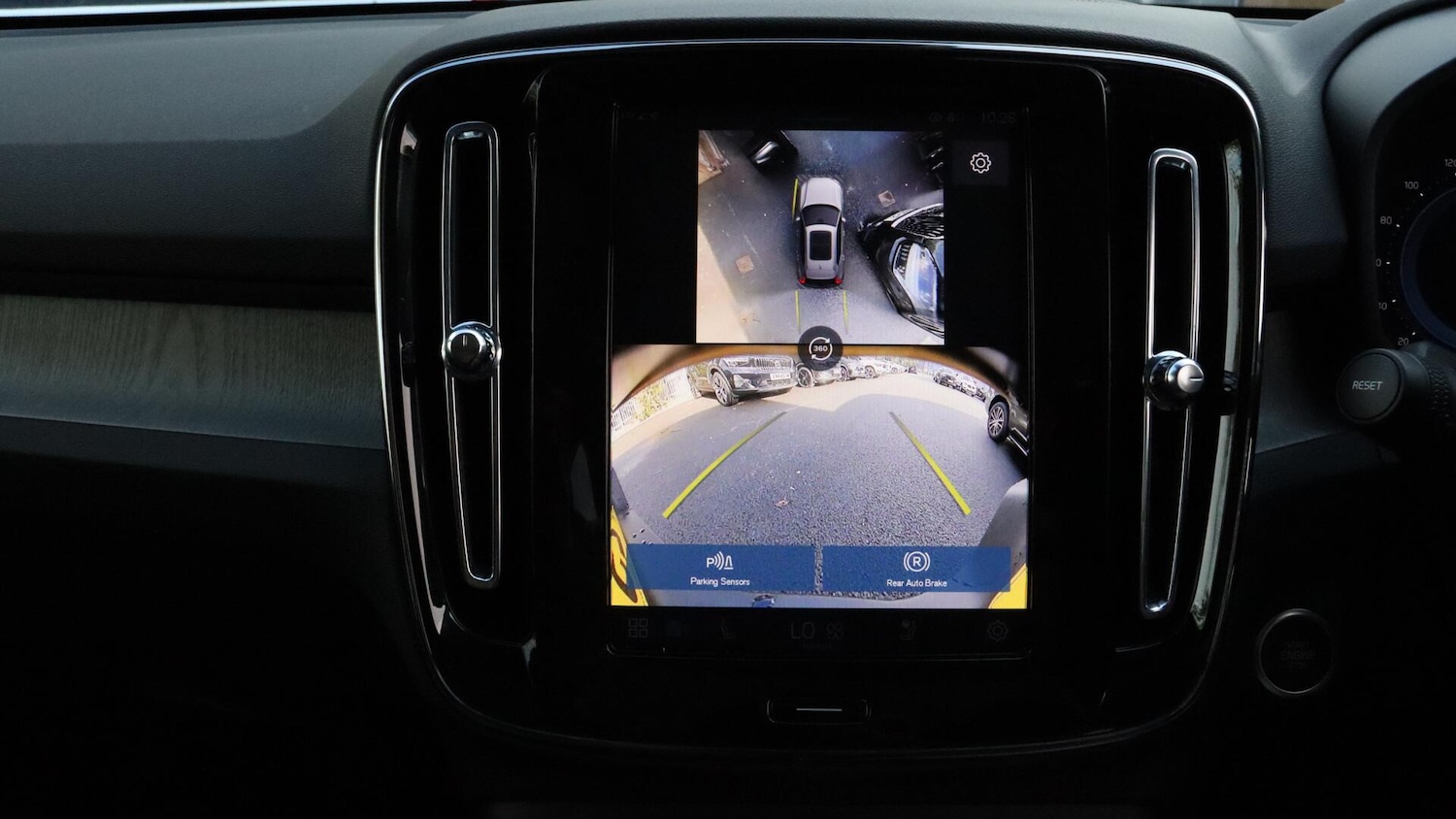 Used Volvo XC40 2025 for sale - 76122896: Photo 19
