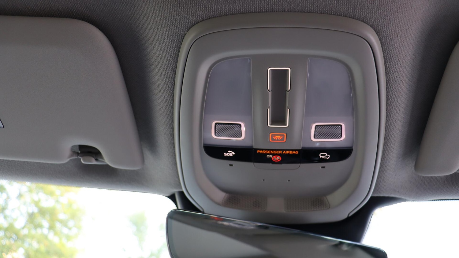 Used Volvo XC40 2025 for sale - 76122896: Photo 28