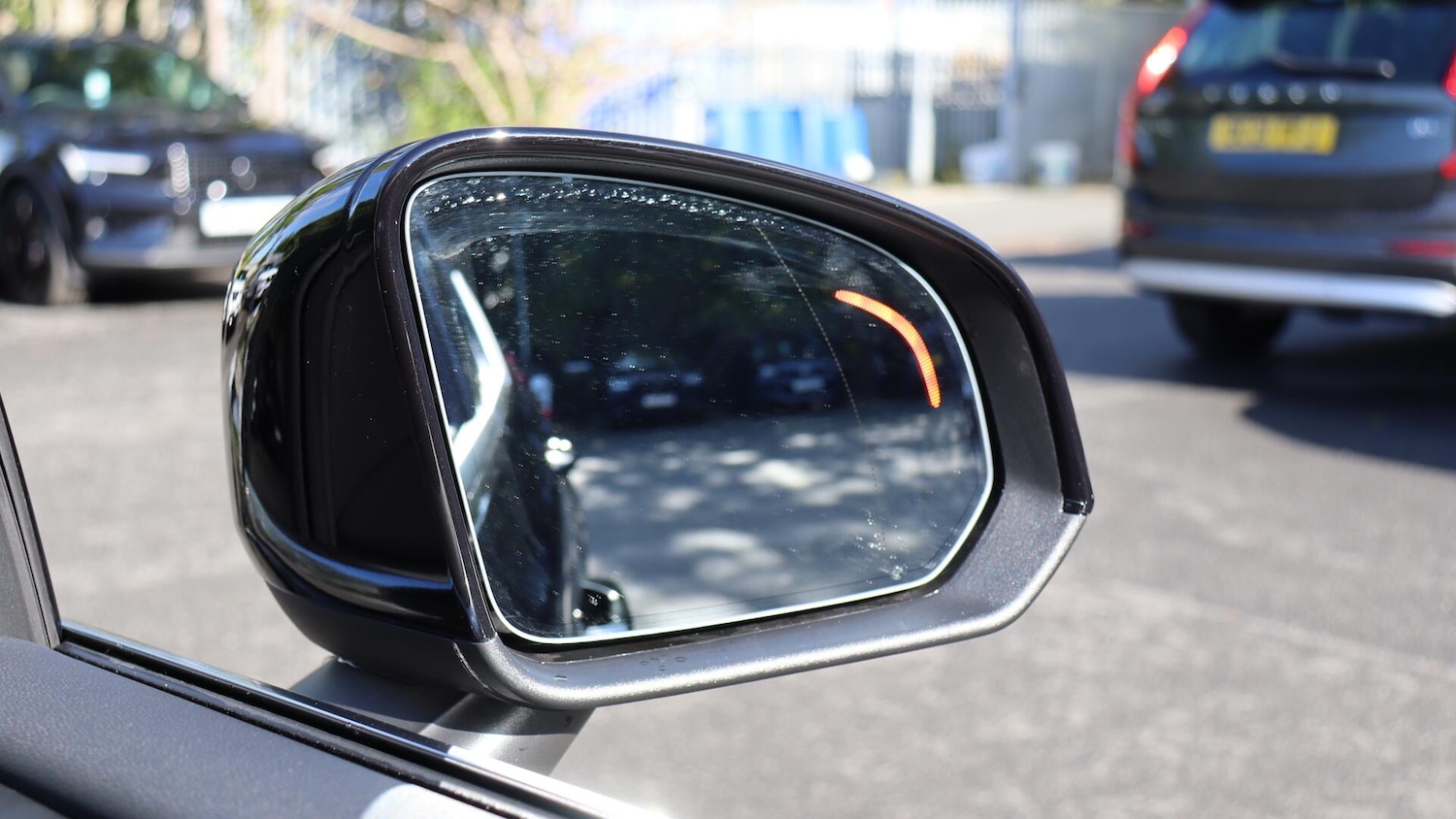 Used Volvo XC40 2025 for sale - 76122896: Photo 32