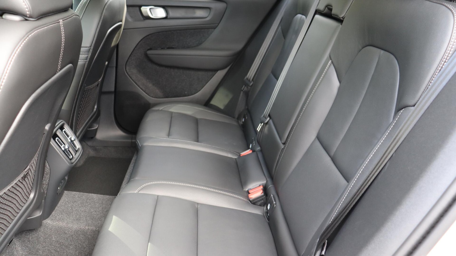Used Volvo XC40 2025 for sale - 76122896: Photo 33