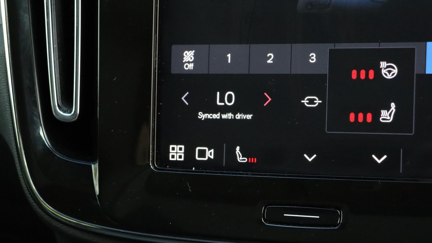 Used Volvo XC40 2025 for sale - 76122896: Photo 40