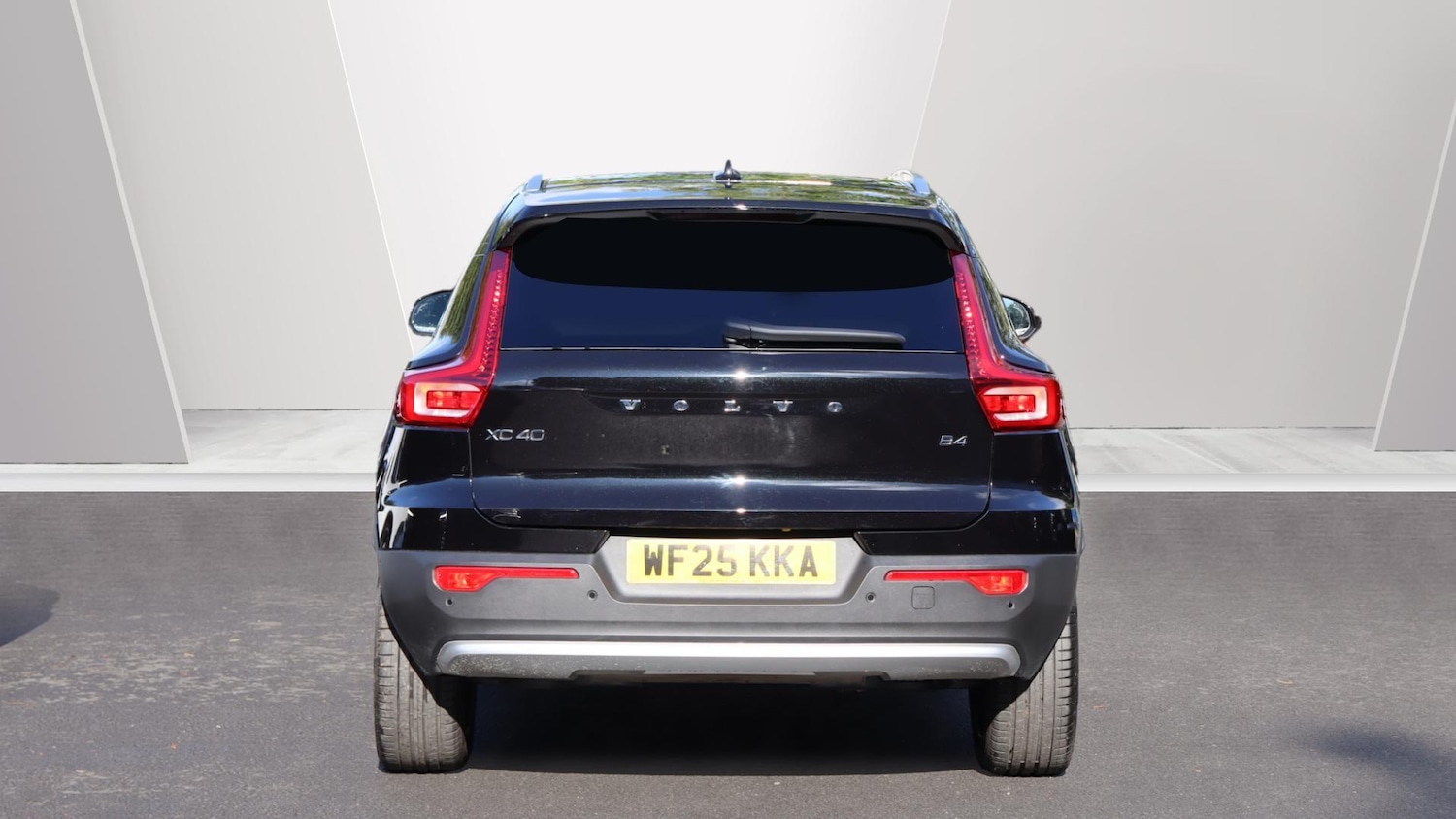 Used Volvo XC40 2025 for sale - 76122896: Photo 7