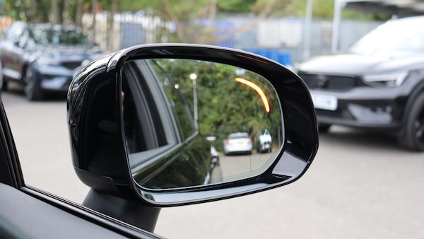 Used Volvo XC60 2025 for sale - 76251498: Photo 32