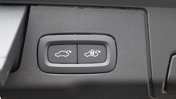 Used Volvo XC60 2025 for sale - 76251498: Photo 35