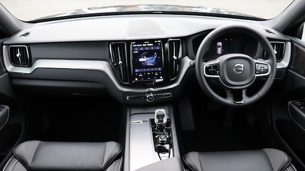 Used Volvo XC60 2025 for sale - 76251498: Photo 5