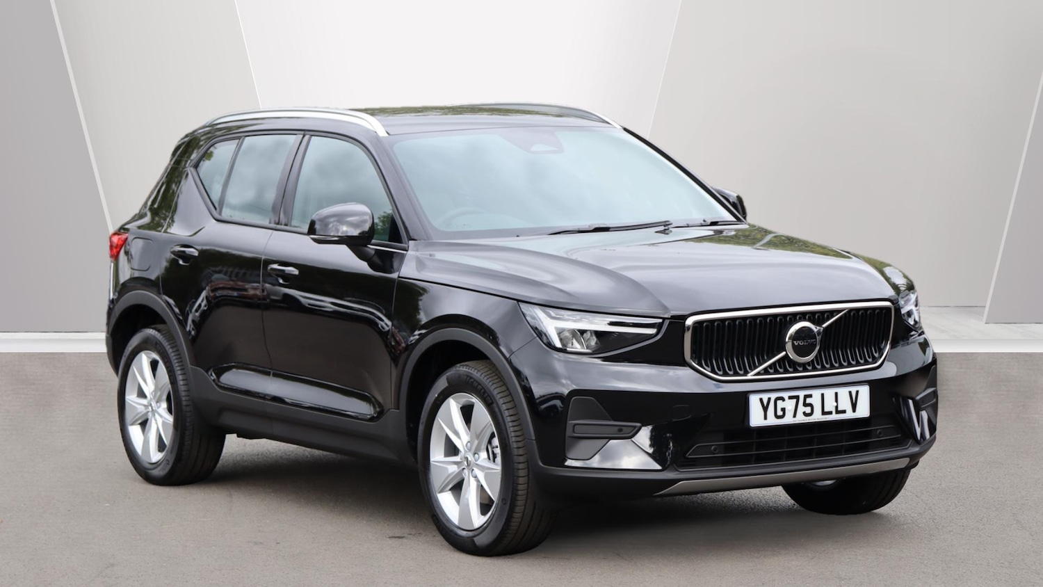 Used Volvo XC40 2025 for sale - 76013811: Photo 1