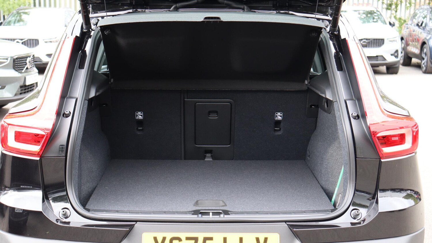 Used Volvo XC40 2025 for sale - 76013811: Photo 13
