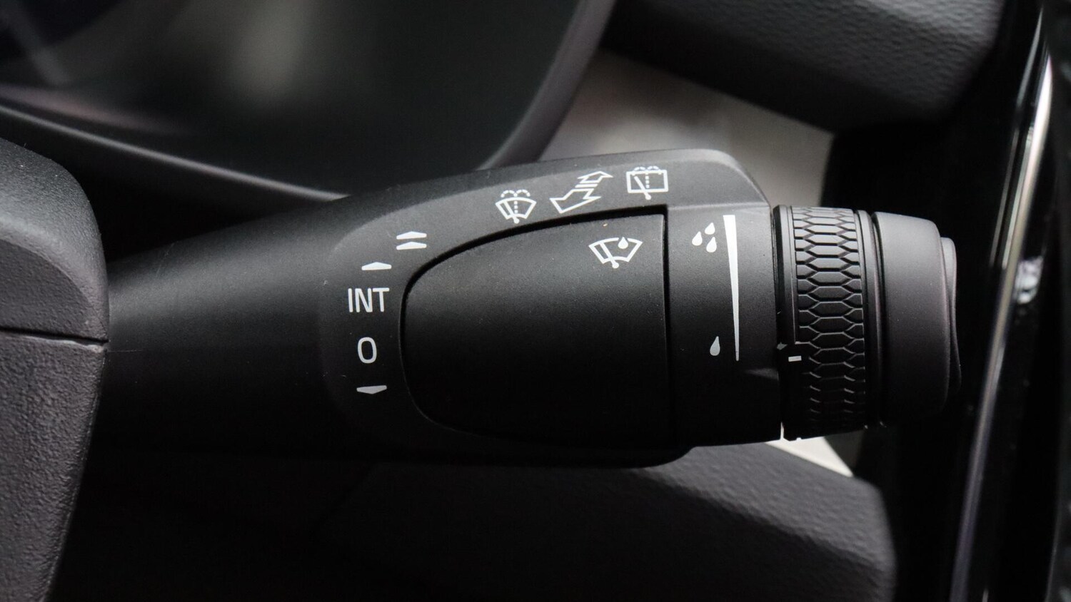 Used Volvo XC40 2025 for sale - 76013811: Photo 23