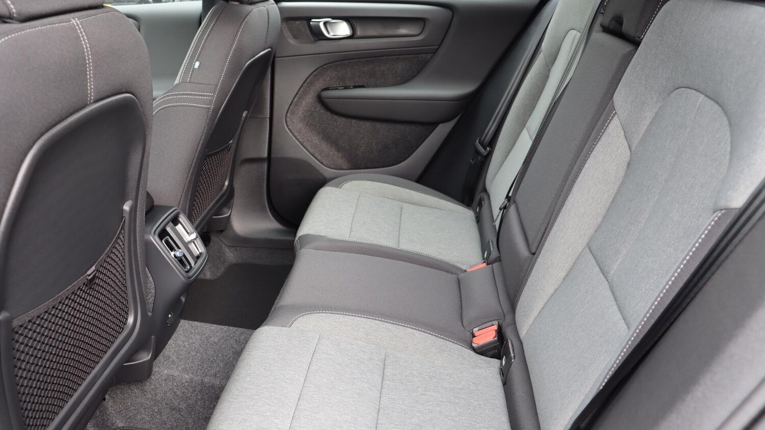 Used Volvo XC40 2025 for sale - 76013811: Photo 33