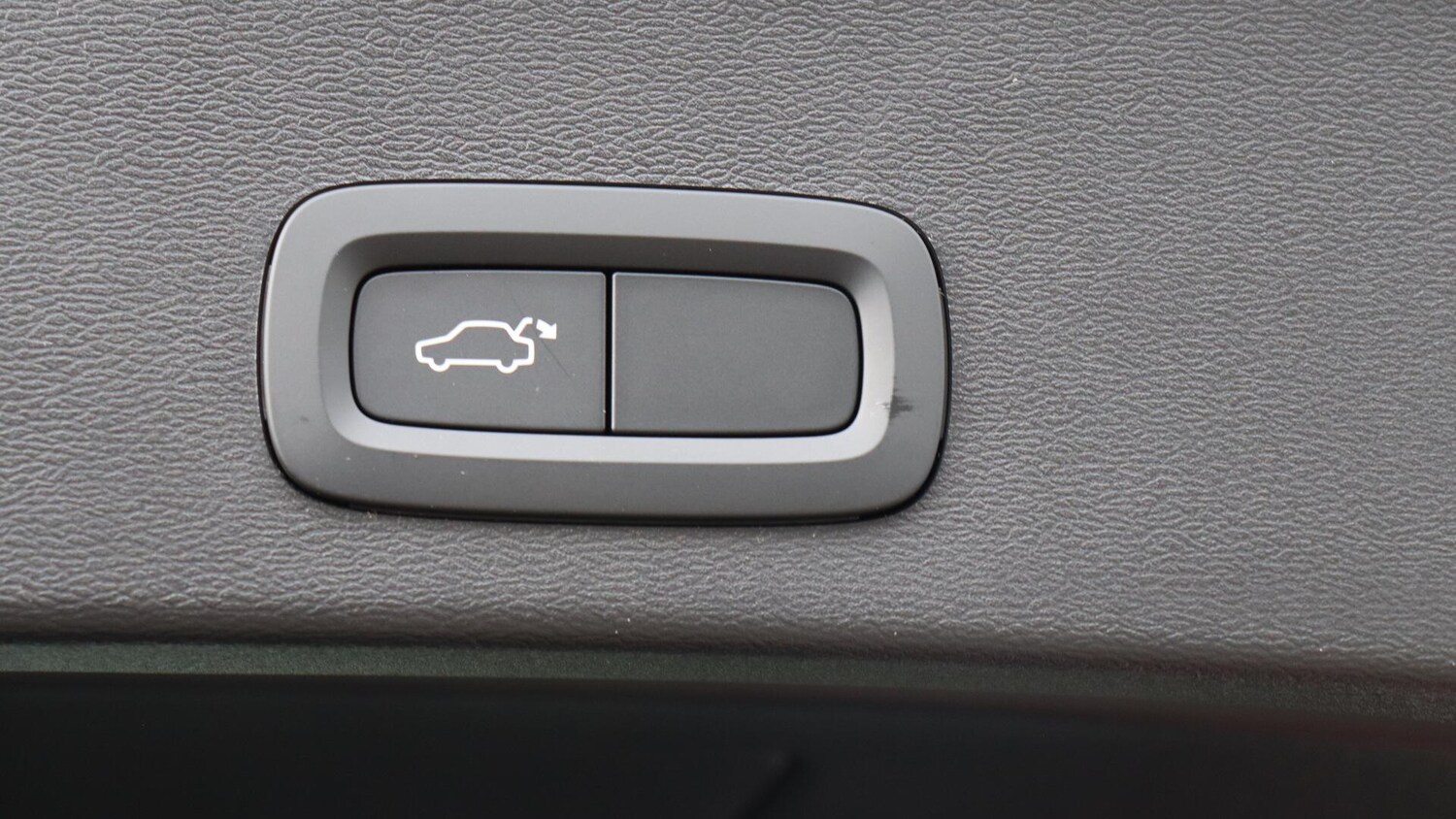 Used Volvo XC40 2025 for sale - 76013811: Photo 35