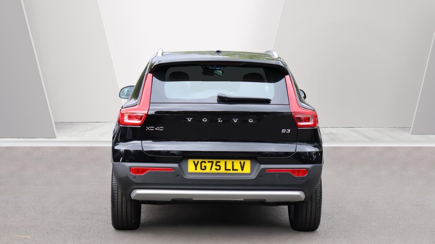 Used Volvo XC40 2025 for sale - 76013811: Photo 7
