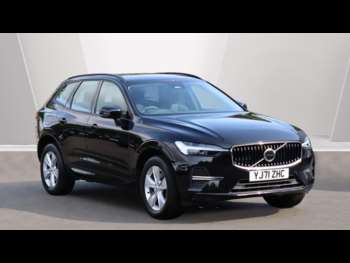 2021 (71) - B4 (D) AWD Momentum (Rear Camera, Heated Seats, Powered Tailgate) 5-Door