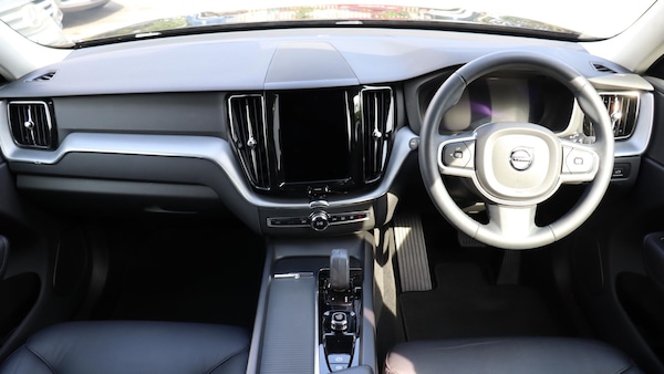 Used Volvo XC60 2021 for sale - 75334216: Photo 5