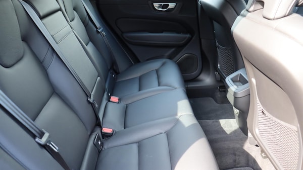 Used Volvo XC60 2021 for sale - 75334216: Photo 6