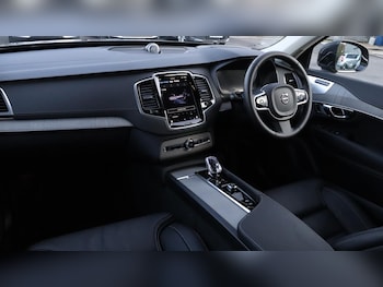 Used Volvo XC90 2024 for sale - 75600222: Photo