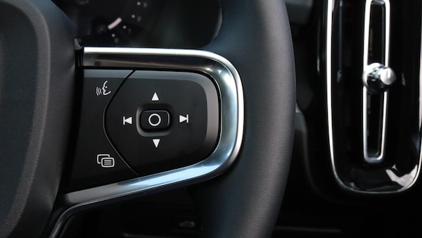 Used Volvo XC40 2025 for sale - 76188550: Photo 22