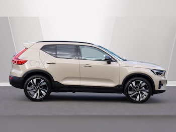 Used Volvo XC40 2025 for sale - 76188550: Photo 3
