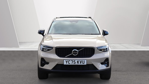 Used Volvo XC40 2025 for sale - 76188550: Photo 8