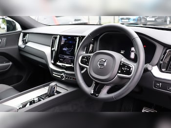 Used Volvo XC60 2022 for sale - 75600556: Photo