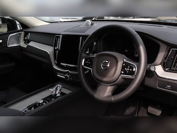 Used Volvo XC60 2024 for sale - 75247510: Photo