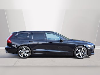 Used Volvo V60 2021 for sale - 75507362: Photo