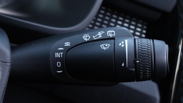 Used Volvo XC40 2025 for sale - 76259668: Photo 23