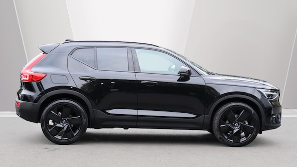 Used Volvo XC40 2025 for sale - 76259668: Photo 3